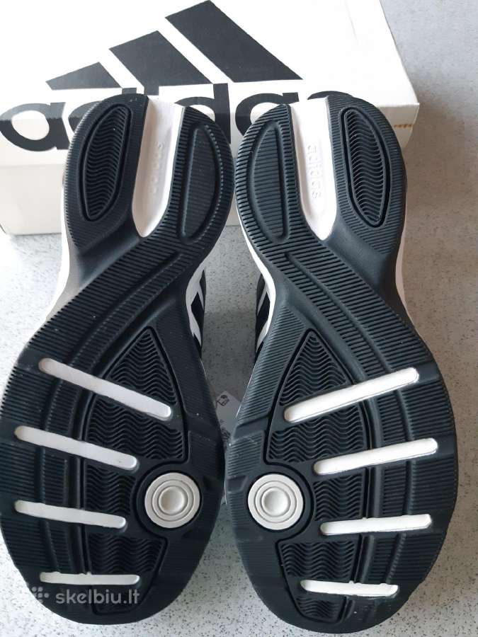 Adidas kedai - nuotraukos Nr. 9