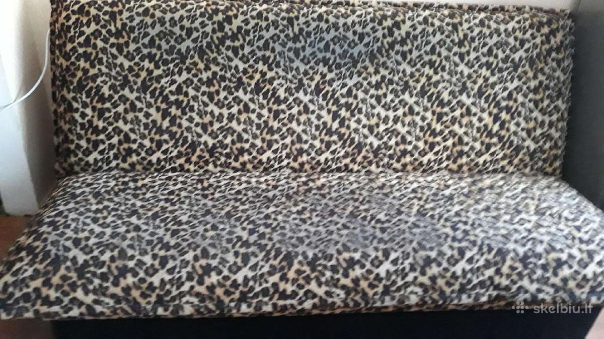 Parduodu sofa - lova, su patalines dėžė -210 90.