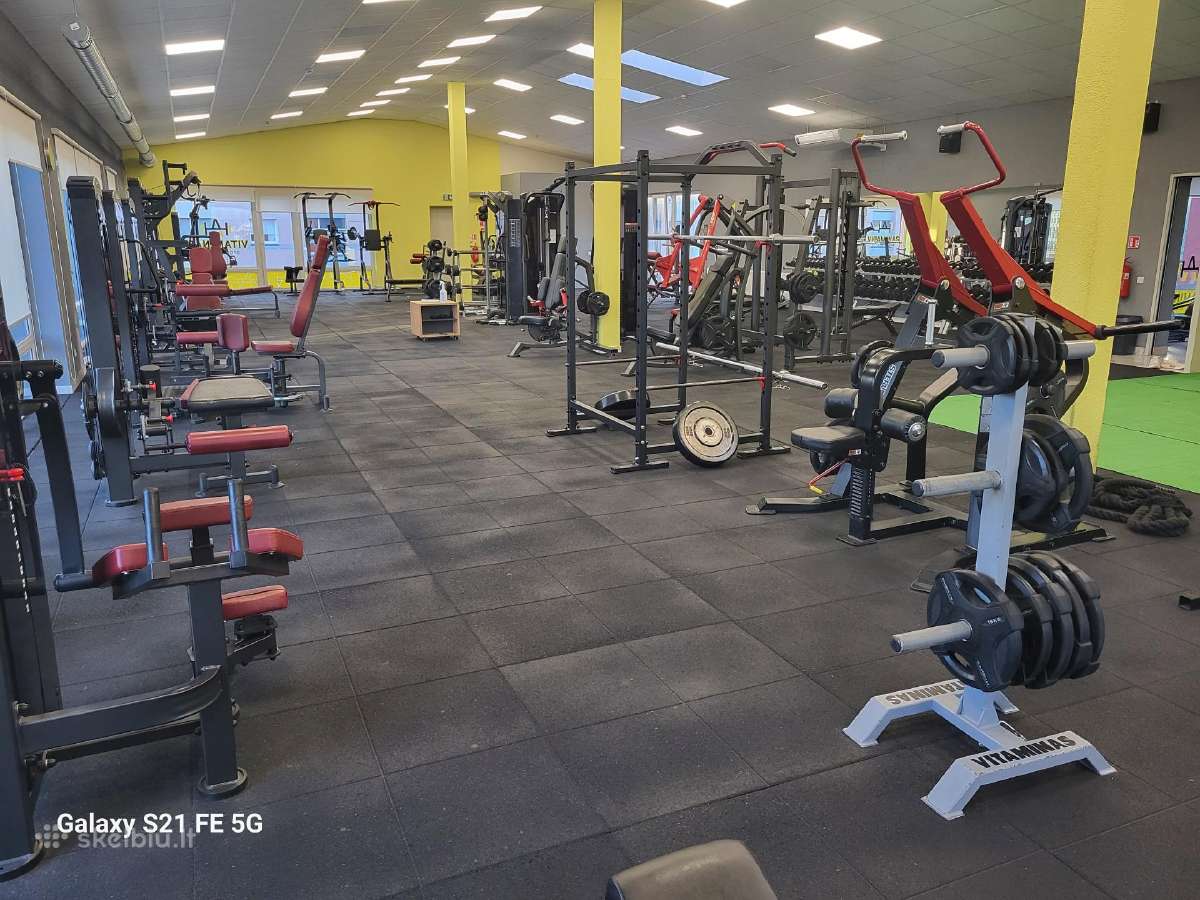Visas sporto klubo inventorius. Kaina galutinė