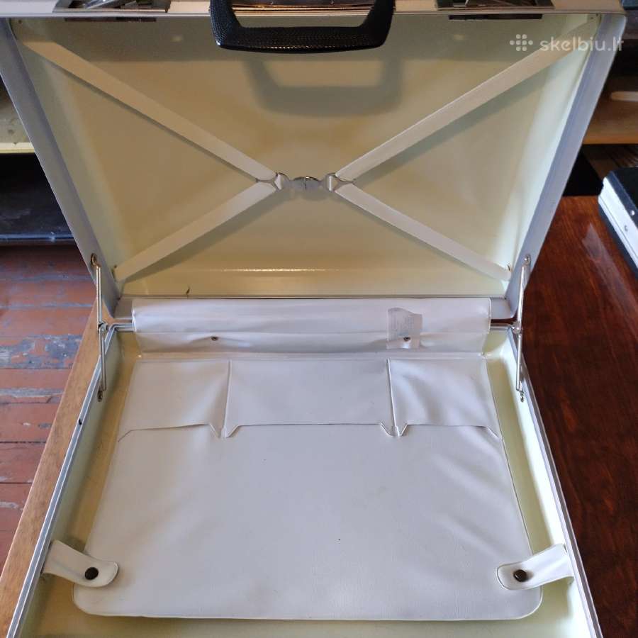 Parduodu senovinius lagaminus - nuotraukos Nr. 2