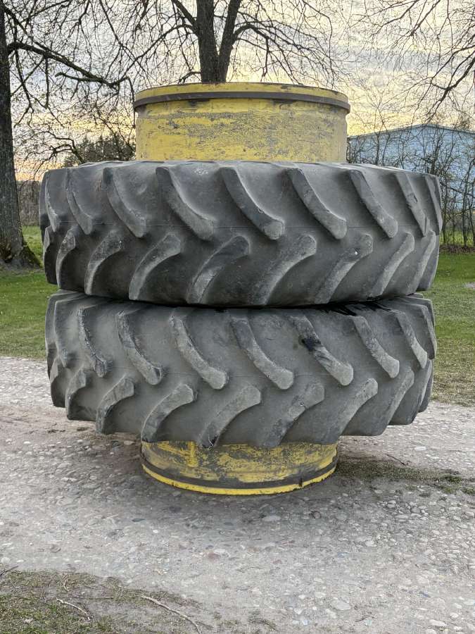 20,8r38 (520/85/r38) Firestone traktoriaus dubliai - nuotraukos Nr. 4