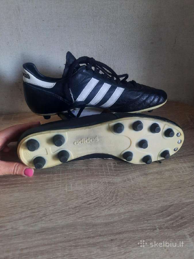 Adidas firmos vyriški futbolo kedai, 42