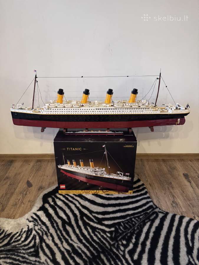 Lego Titanic