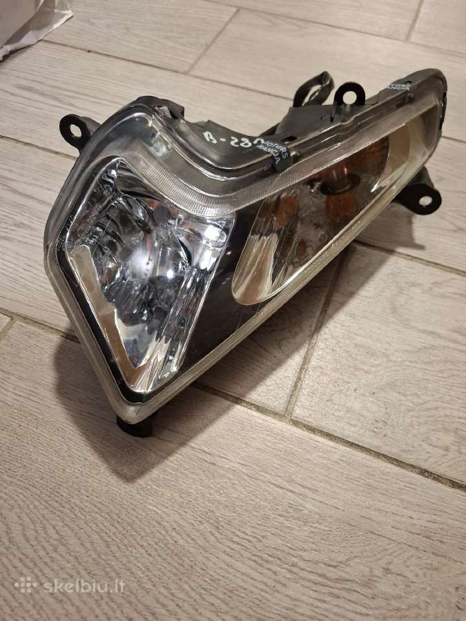 Sym gts priekiniai žibintai