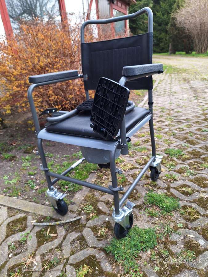 Dušo,tualeto kėdė su ratukais