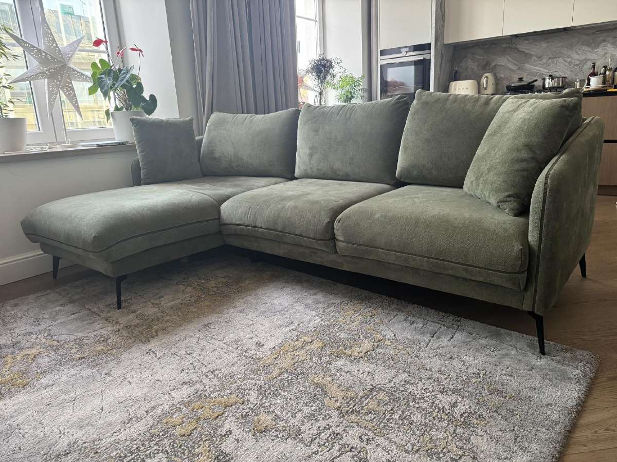 Kampinė sofa