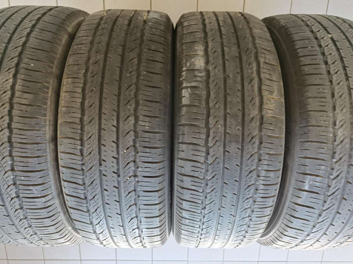 225-55r19 Toyo