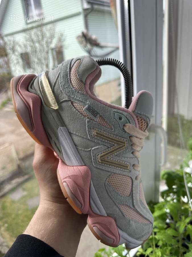 New balance 9060