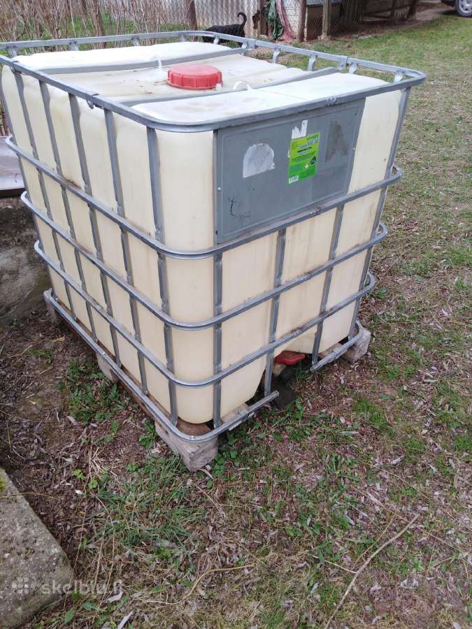 Parduodu 1000l konteinerį.