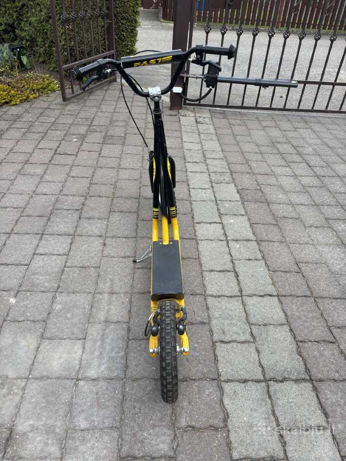 Paspirtukas Nils Extreme