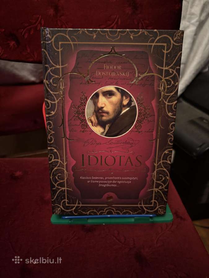 3 knygos - Idiotas 8€ ir kitos dvi po 12€