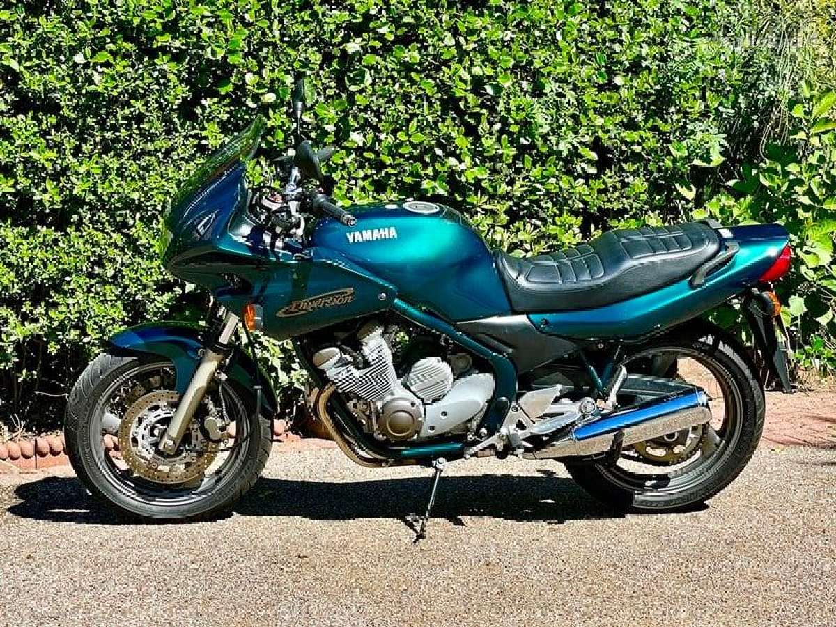 Yamaha xj dalimis