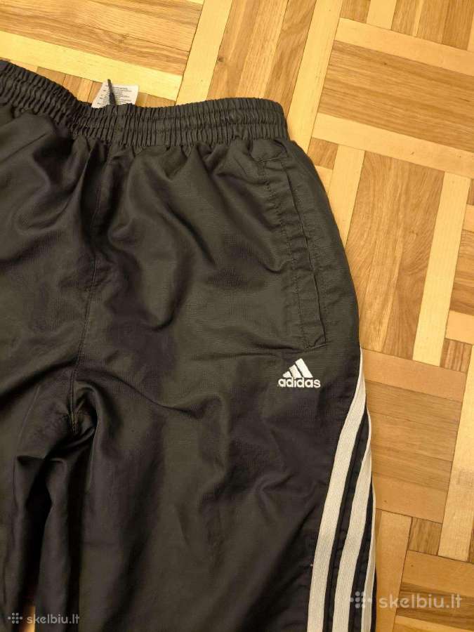 Adidas juodos kelnes berniukui - nuotraukos Nr. 2