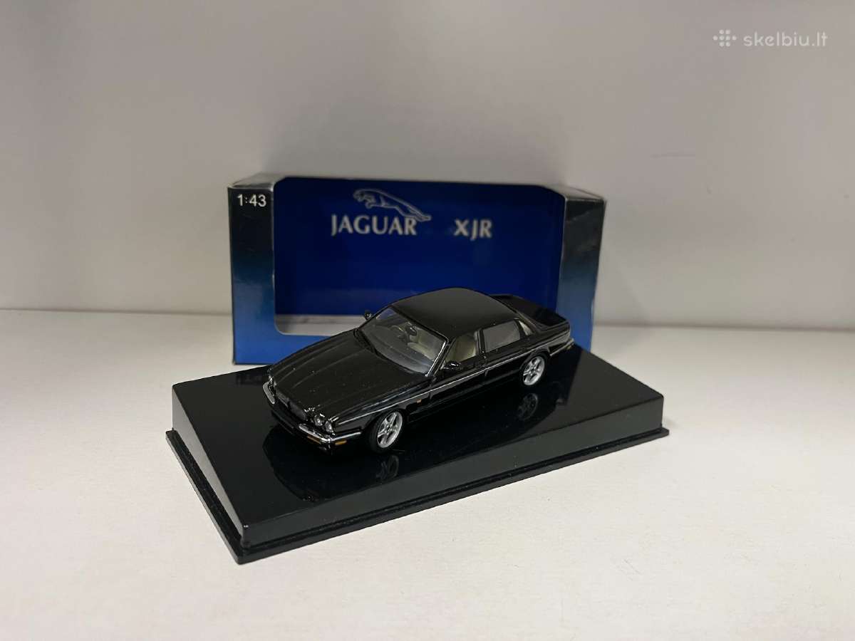 Kolekciniai modeliukai-jaguar Xjr Autoart