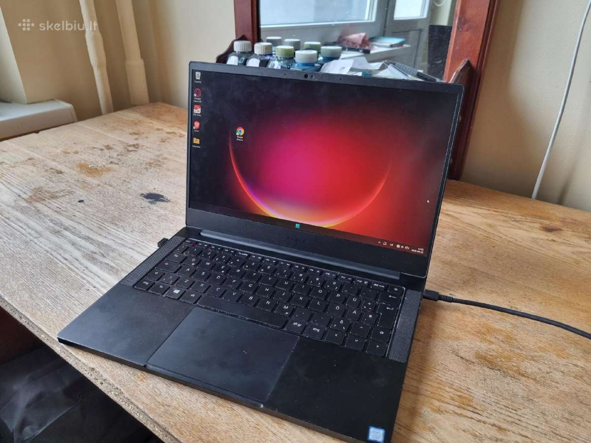 Razer stealth blade 13 2019 early i7-8565u