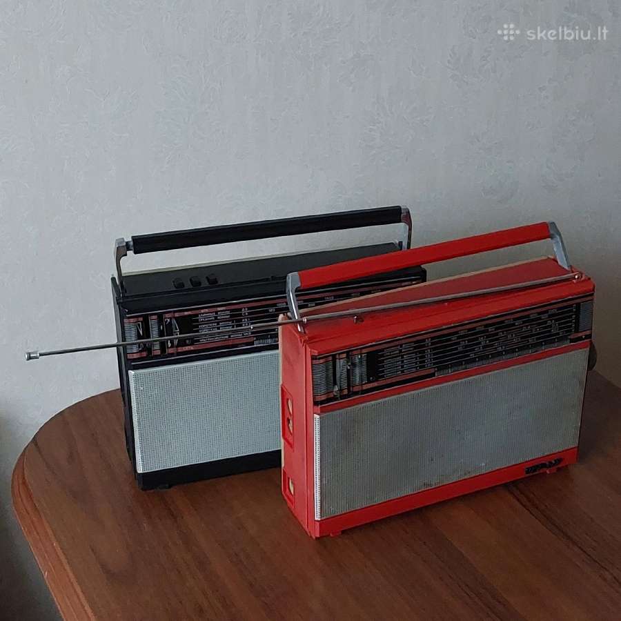 Radijo imtuvai Vef ( iš tarybinių laikų ).