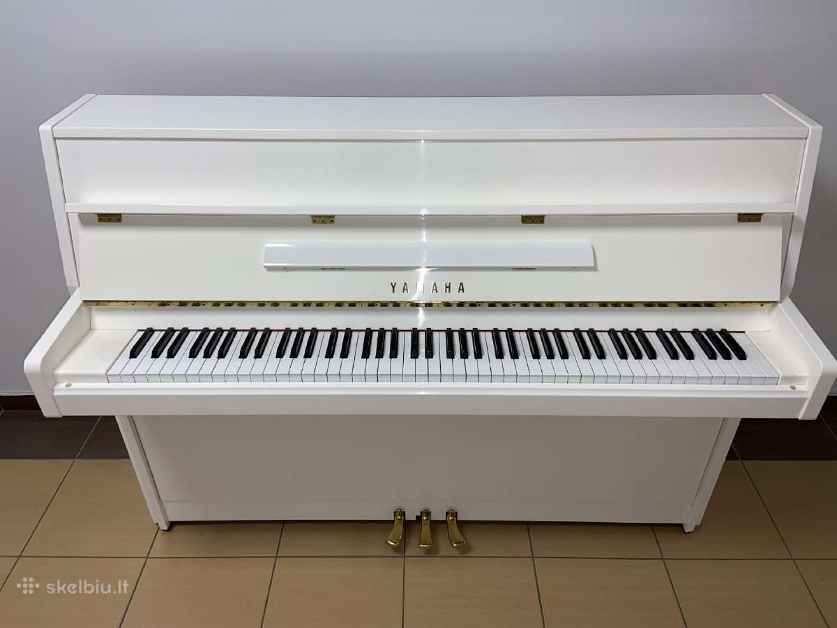 Pianinas Yamaha M 108 (blizgus) Japonija 1989 m.