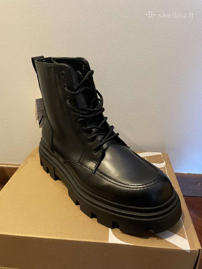 Visiškai nauji Zara batai 43 dydis