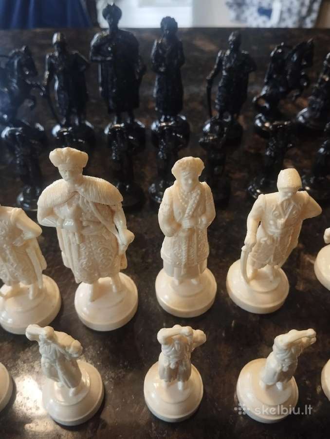 Šachmatų figuros - nuotraukos Nr. 2