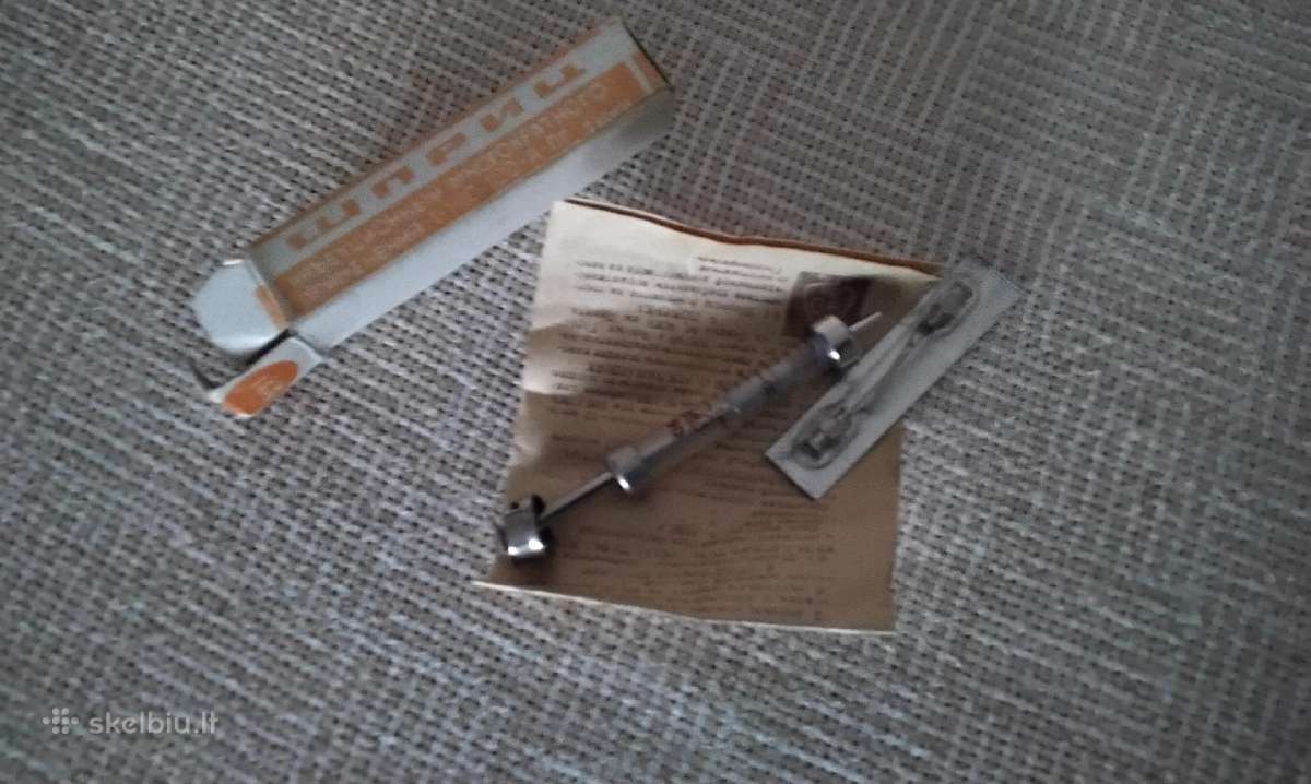Švirkštai su dėžutėmis stikliniai,surenkami adatos - nuotraukos Nr. 6