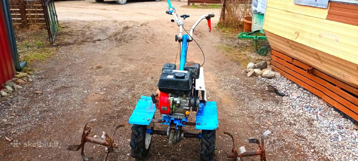 Motoblokas-kultivatorius veikiantis - nuotraukos Nr. 9