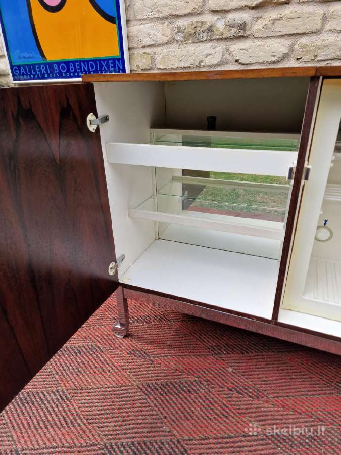 Vintažinis mid century gėrimų šaldytuvas su baru - nuotraukos Nr. 9