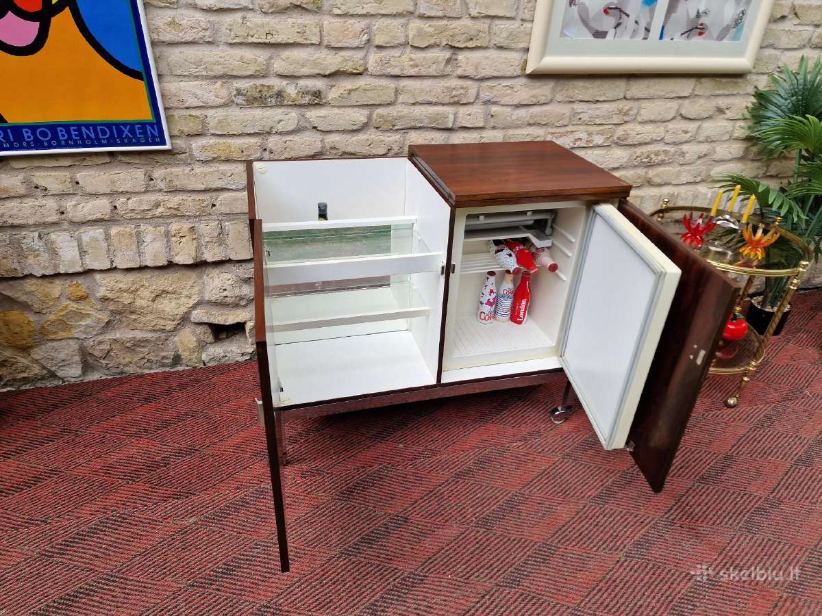 Vintažinis mid century gėrimų šaldytuvas su baru - nuotraukos Nr. 26