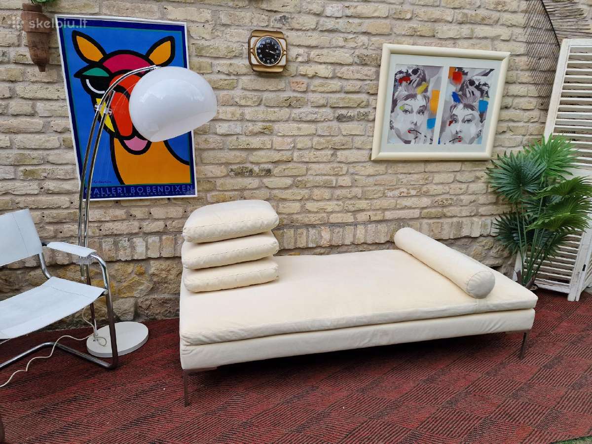 Vintažinė prabangi itališka autorinė sofa