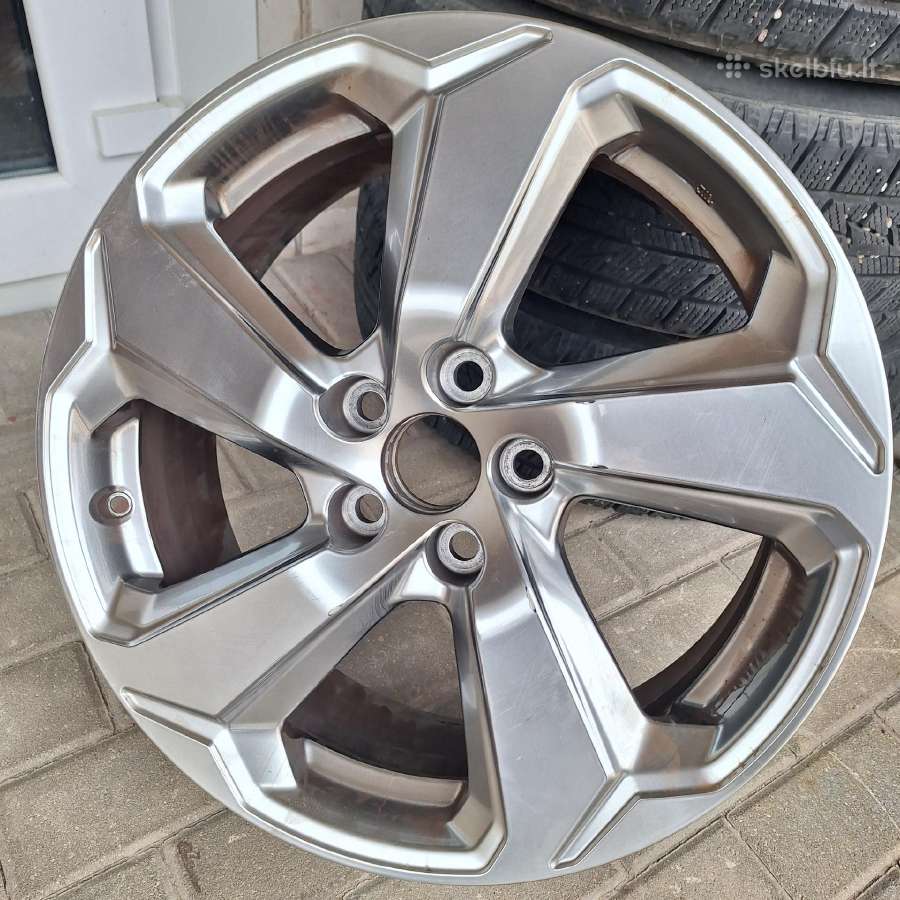 Parduodu, 1 ratlanki Toyota Rav4,