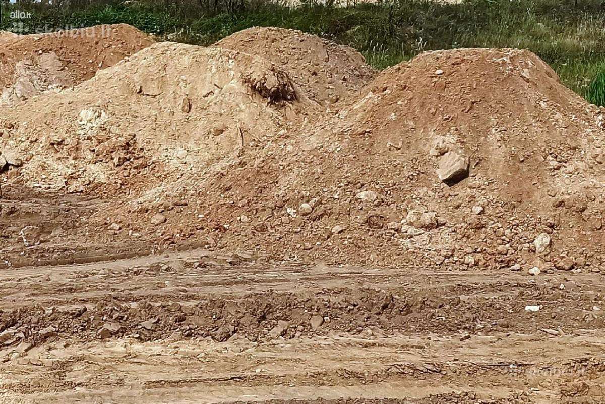 Priimu gruntą žemės sklypo pakėlimui
