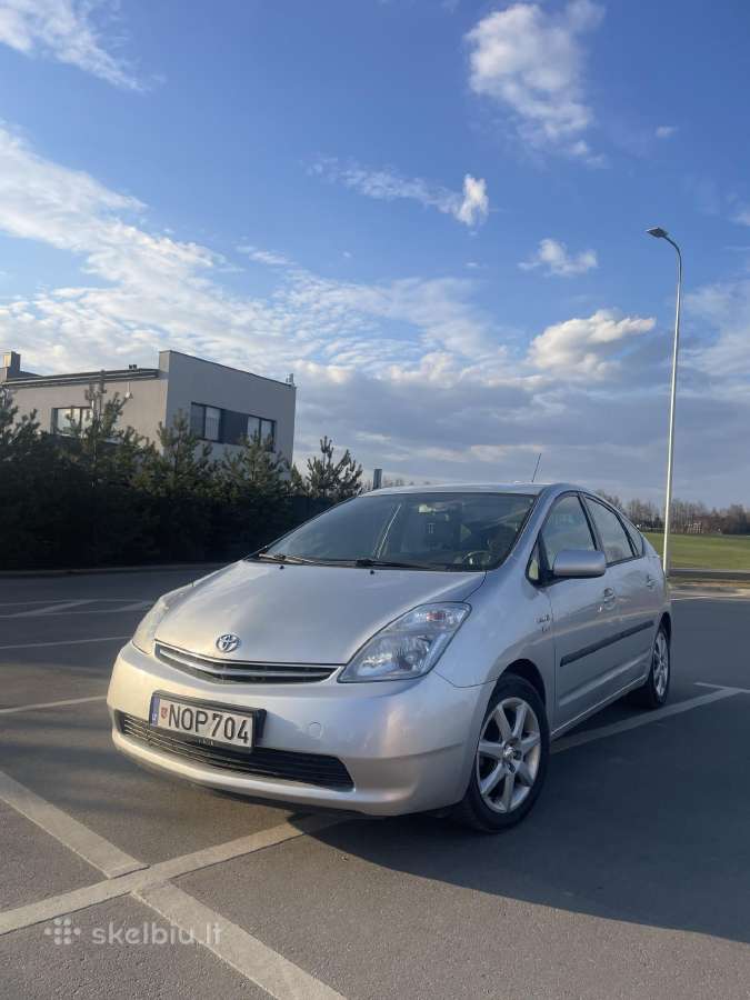 Toyota Prius ll , Yaris ,Nuoma / в аренду