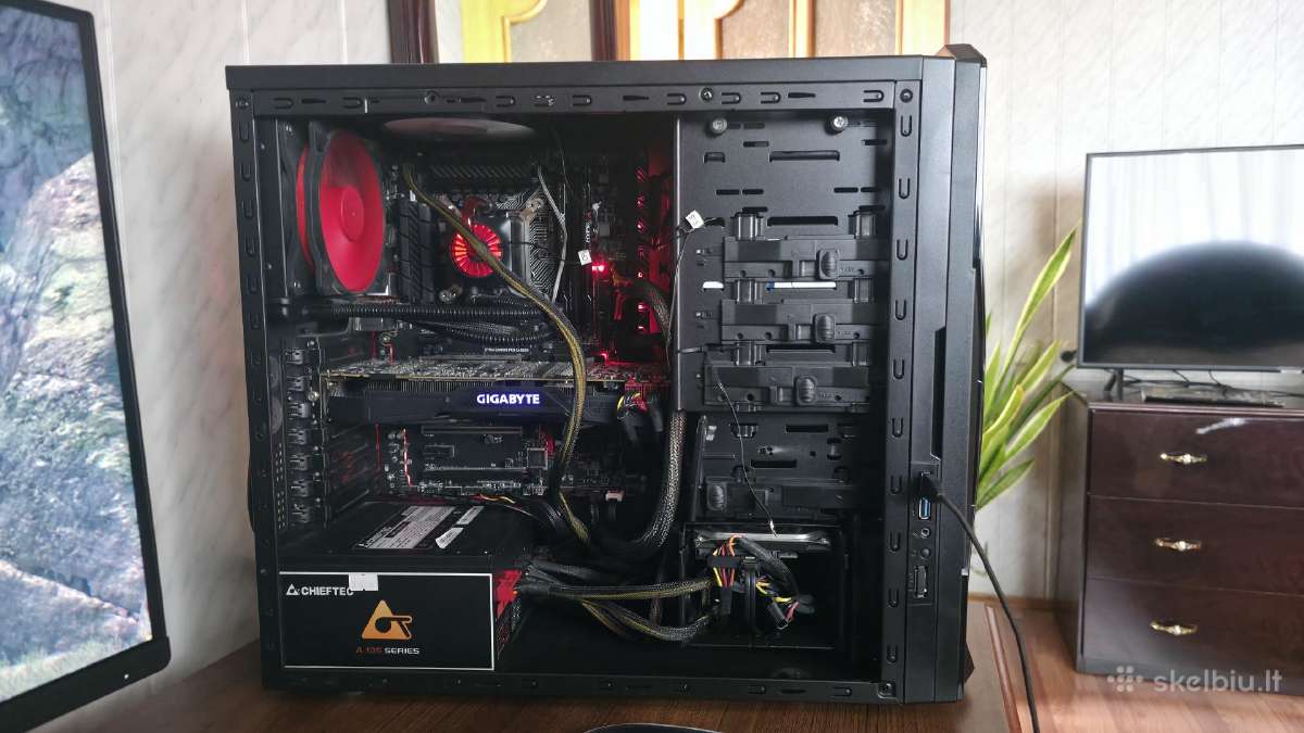 Žaidimų kompiuteris(1080 Ti 11gb, i7-6700k, 3tb)