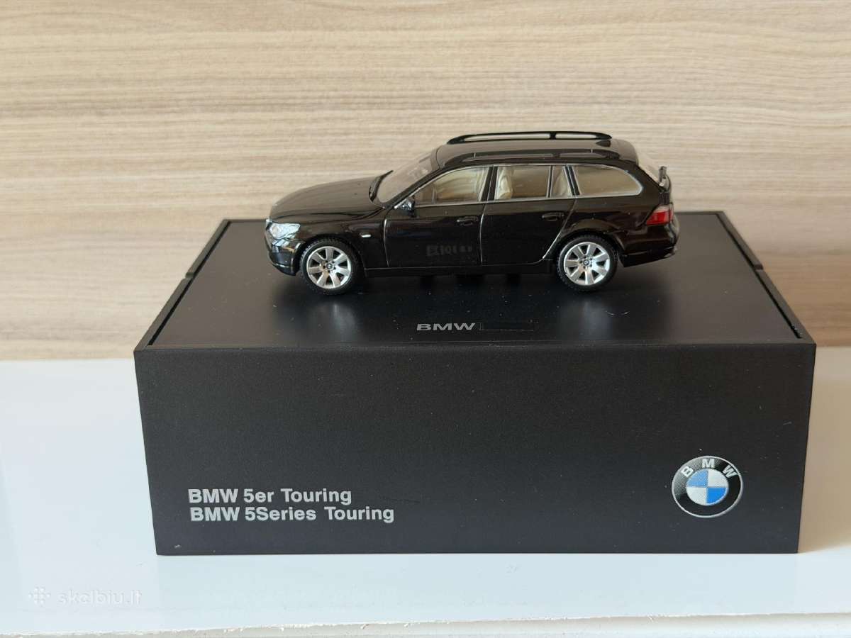 Bmw 5 series Touring E61 1:43