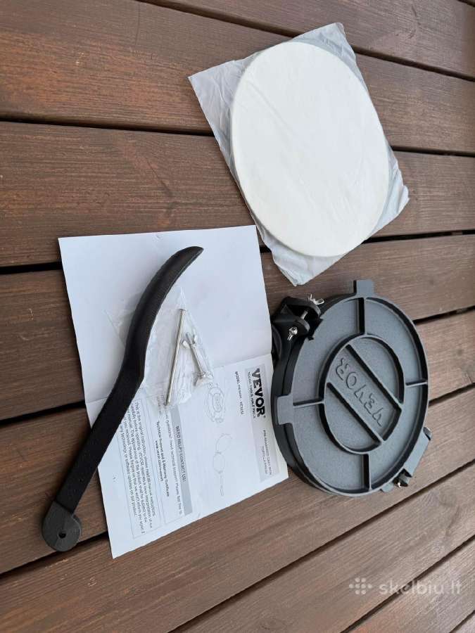 Keptuvė / tortilla presas (su priedais)