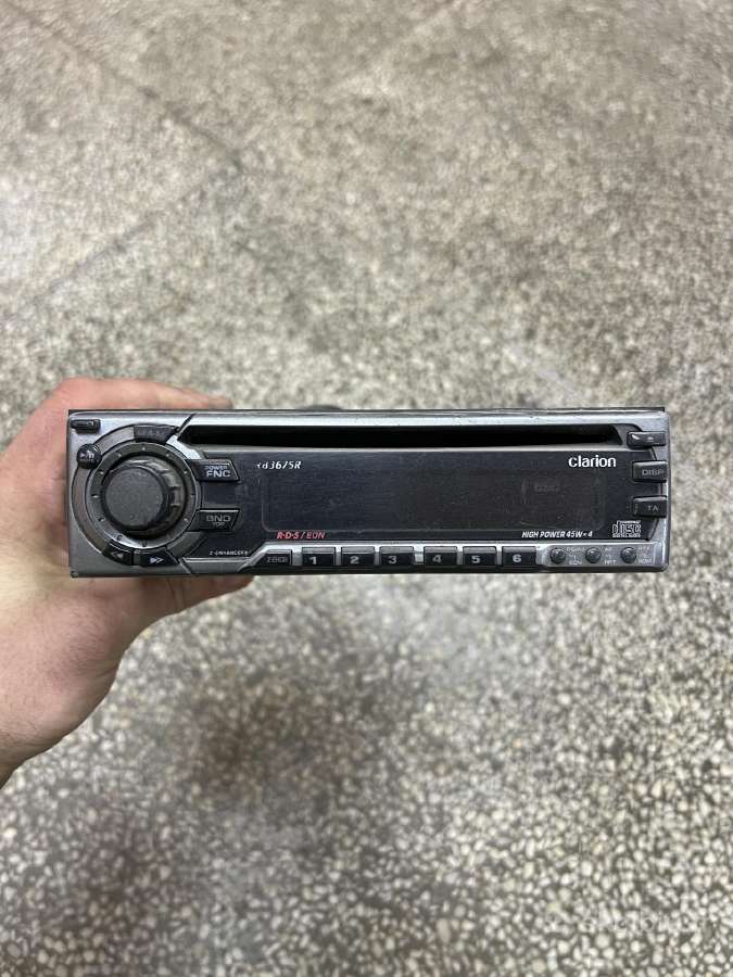 Clarion Drb3675r automagnetola