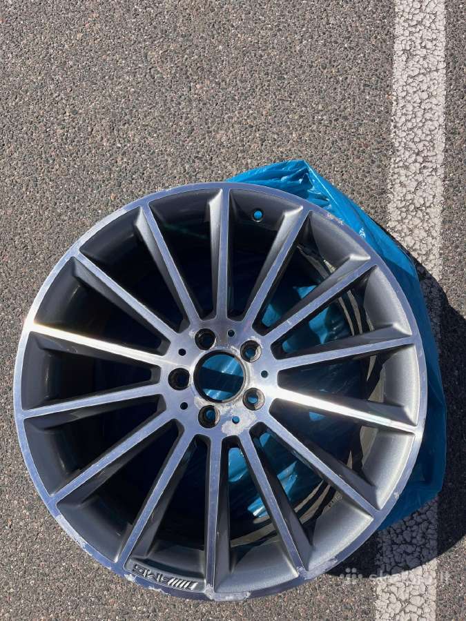 Mercedes E Class Amg R20 9j Et49 ratlankis