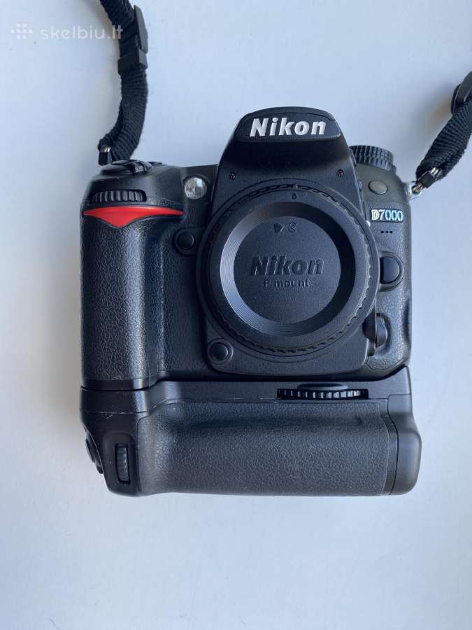 Nikon D7000