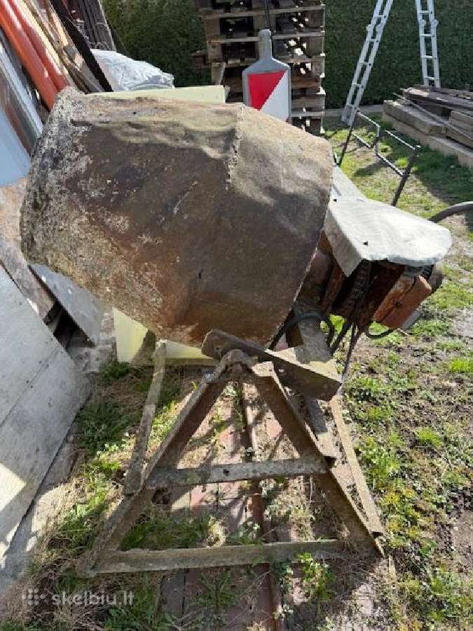 Parduodu savos gamybos betono maišyklę