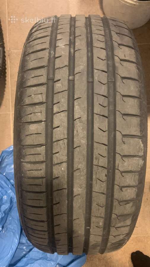 Vasarinės padangos Firemax 235/50 R17