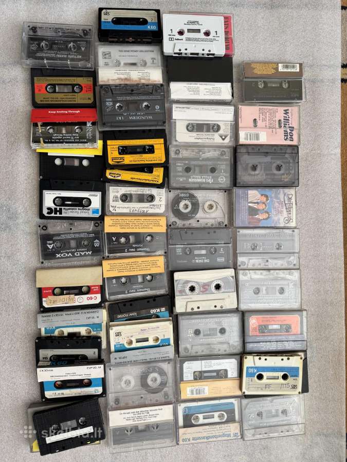 Kasetės vokiškos 42 vnt. už 25 Eur