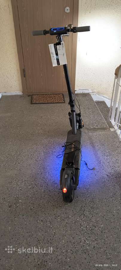 Parduodamas paspirtukas Inmotion s1