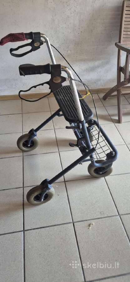 Vaikštyne ir vežimelis su tualetu