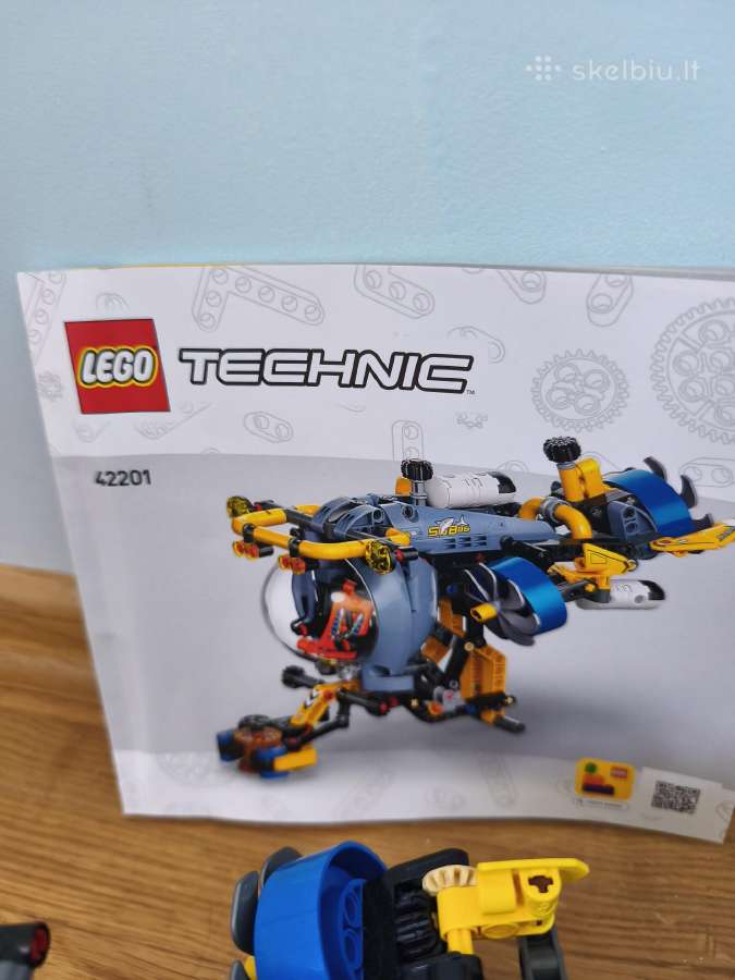 Lego Technic 42201 povandeninis laivas - nuotraukos Nr. 5