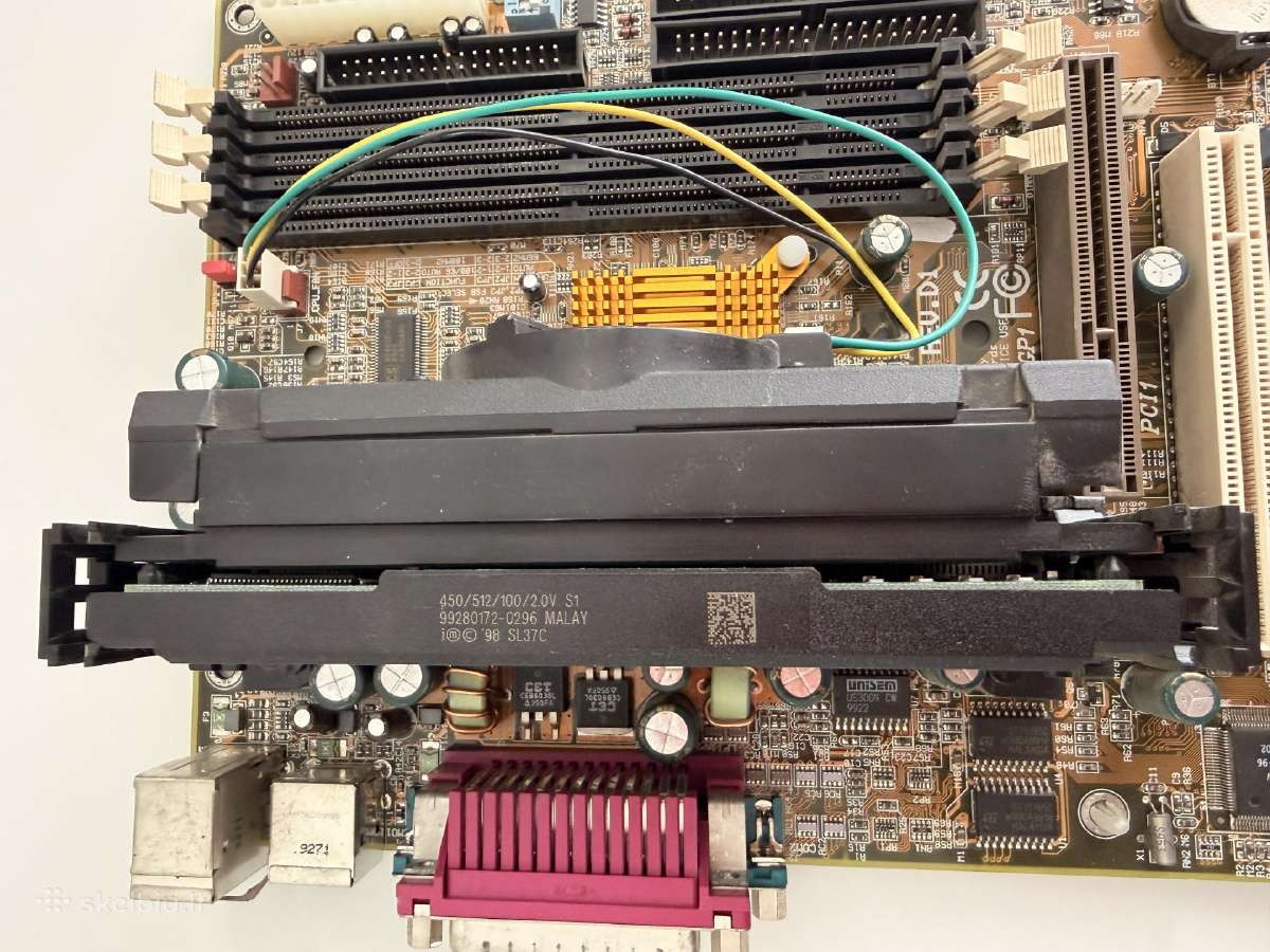 Retro kompiuteriai Intel Pentium ir Amd - nuotraukos Nr. 5