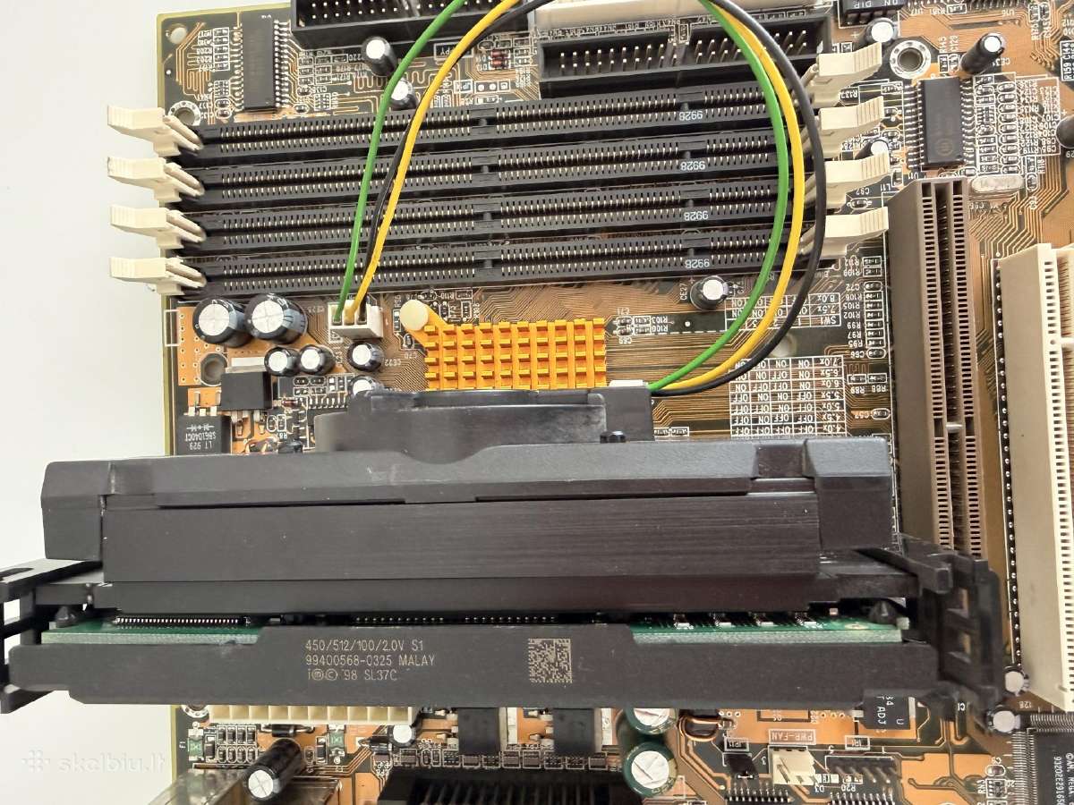 Retro kompiuteriai Intel Pentium ir Amd - nuotraukos Nr. 8