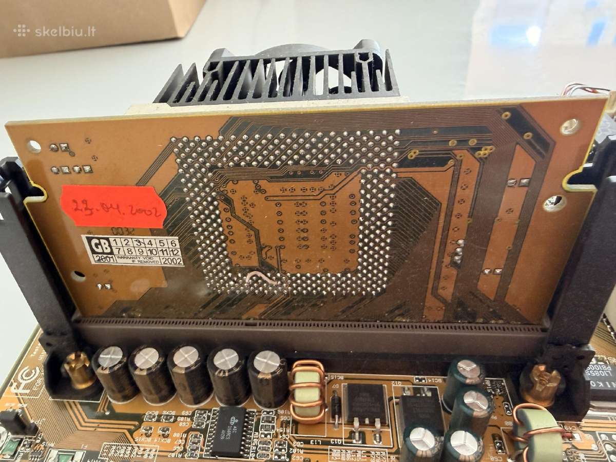 Retro kompiuteriai Intel Pentium ir Amd - nuotraukos Nr. 13