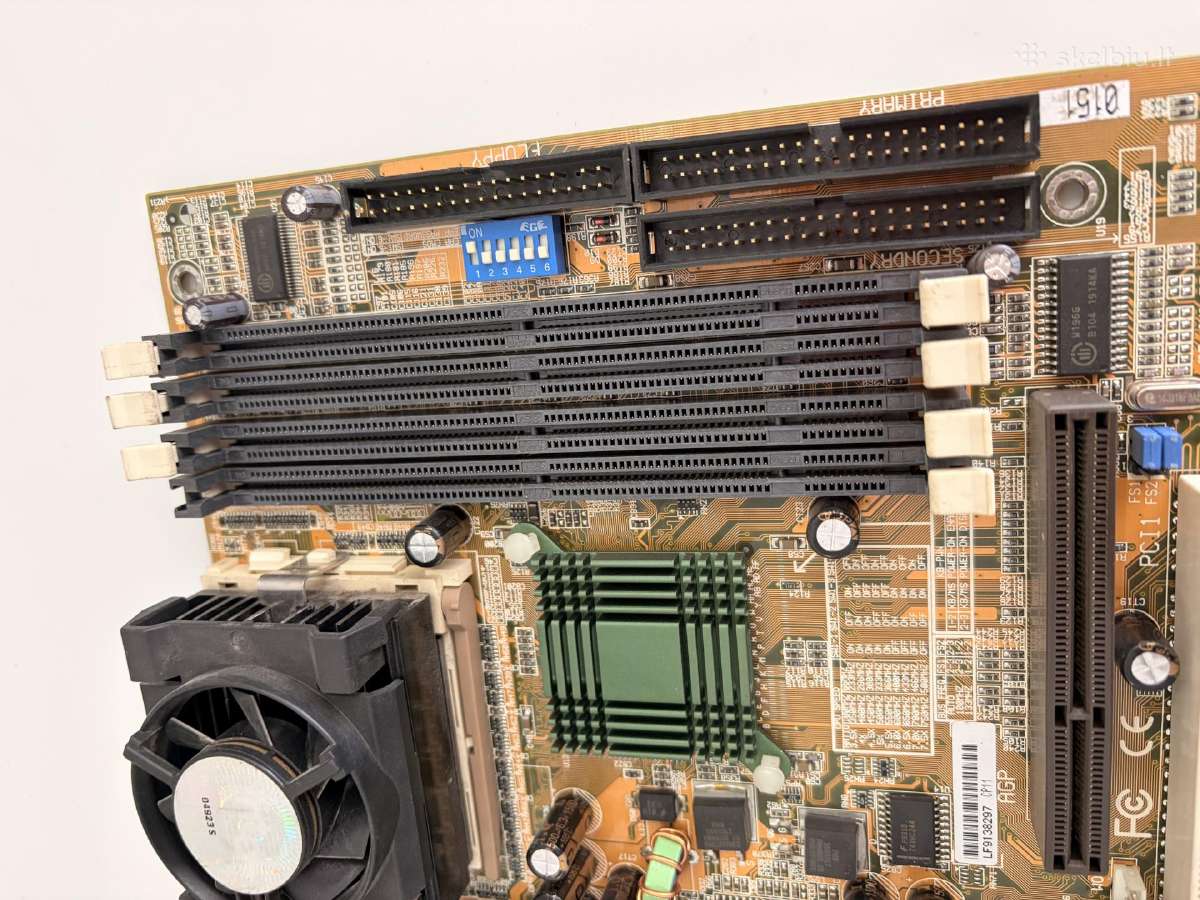 Retro kompiuteriai Intel Pentium ir Amd - nuotraukos Nr. 21
