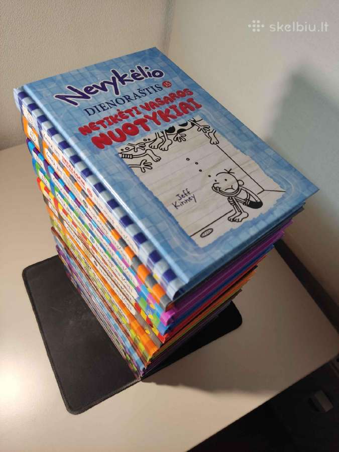 Knygos „Nevykėlio dienoraštis“ 1–15 dalys - nuotraukos Nr. 2
