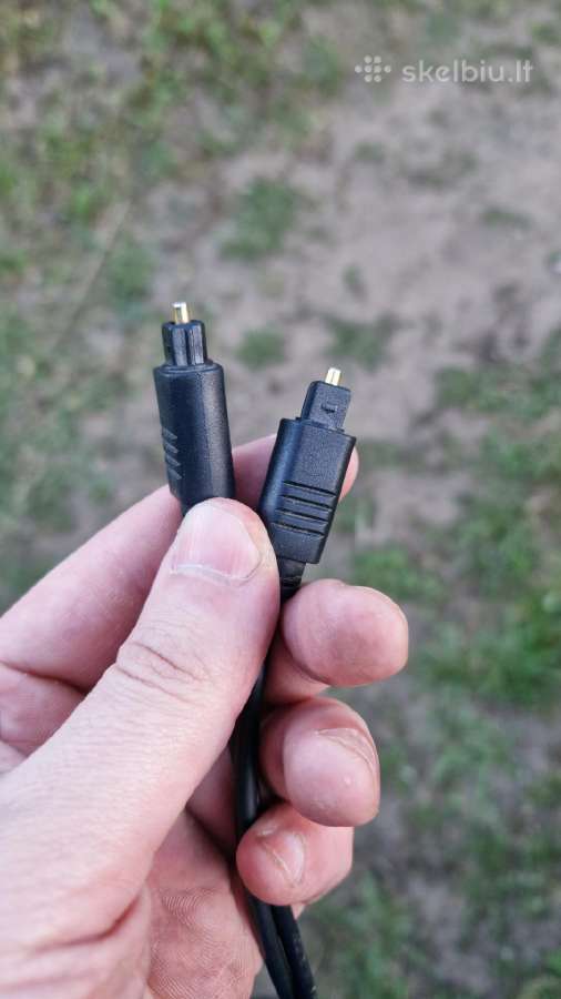 Optinis audio kabelis