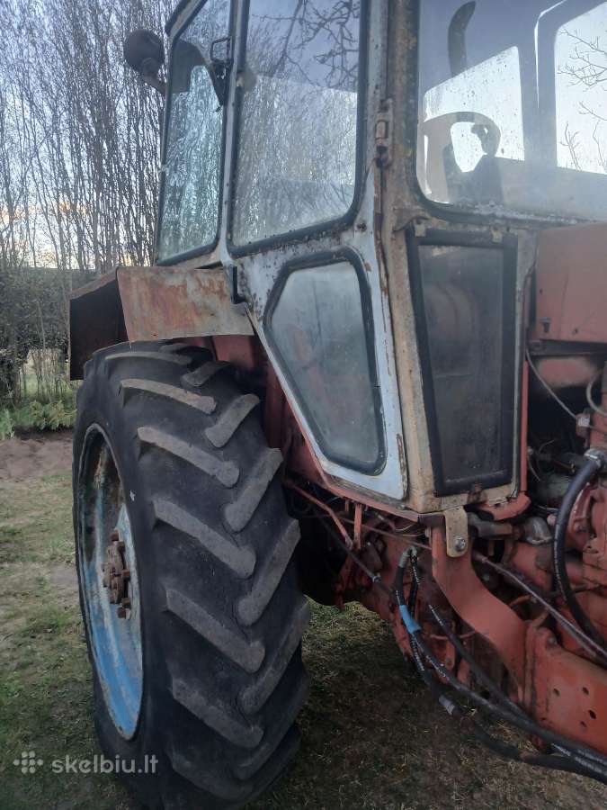 Traktoriai ,pakrovejai Karpatų ,jumz dalimis